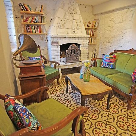 Eflatun Konuk Evi Hotel Чанаккале Екстериор снимка
