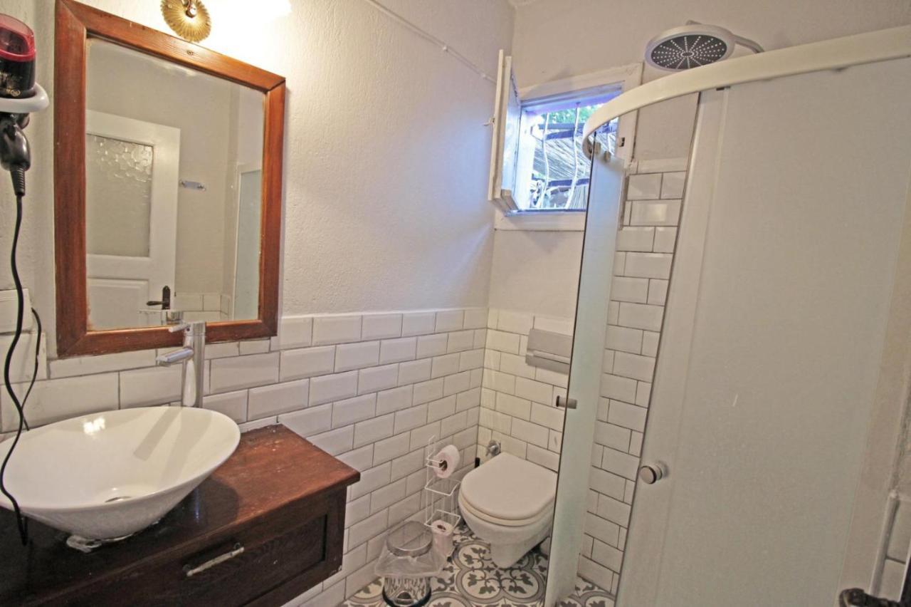 Eflatun Konuk Evi Hotel Чанаккале Екстериор снимка