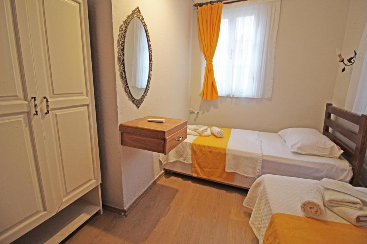 Eflatun Konuk Evi Hotel Чанаккале Екстериор снимка